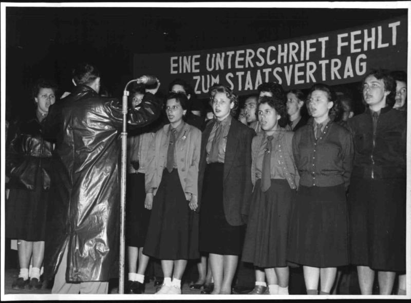 Frauendemonstration für den Staatsvertrag, Innsbruck 1953